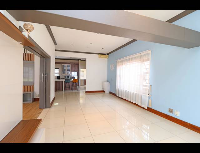 4 BEDROOM HOUSE FOR SALE IN CYRILDENE